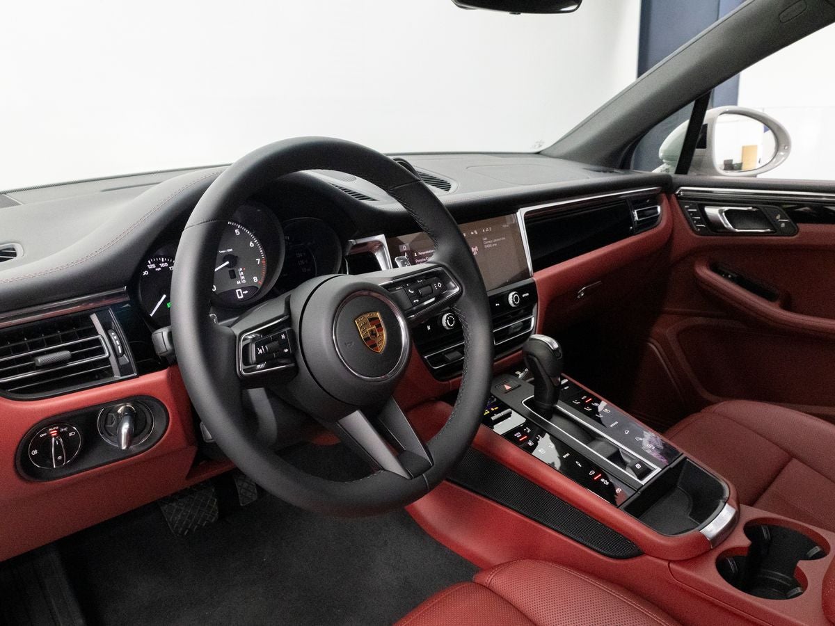 2026 Porsche Macan S