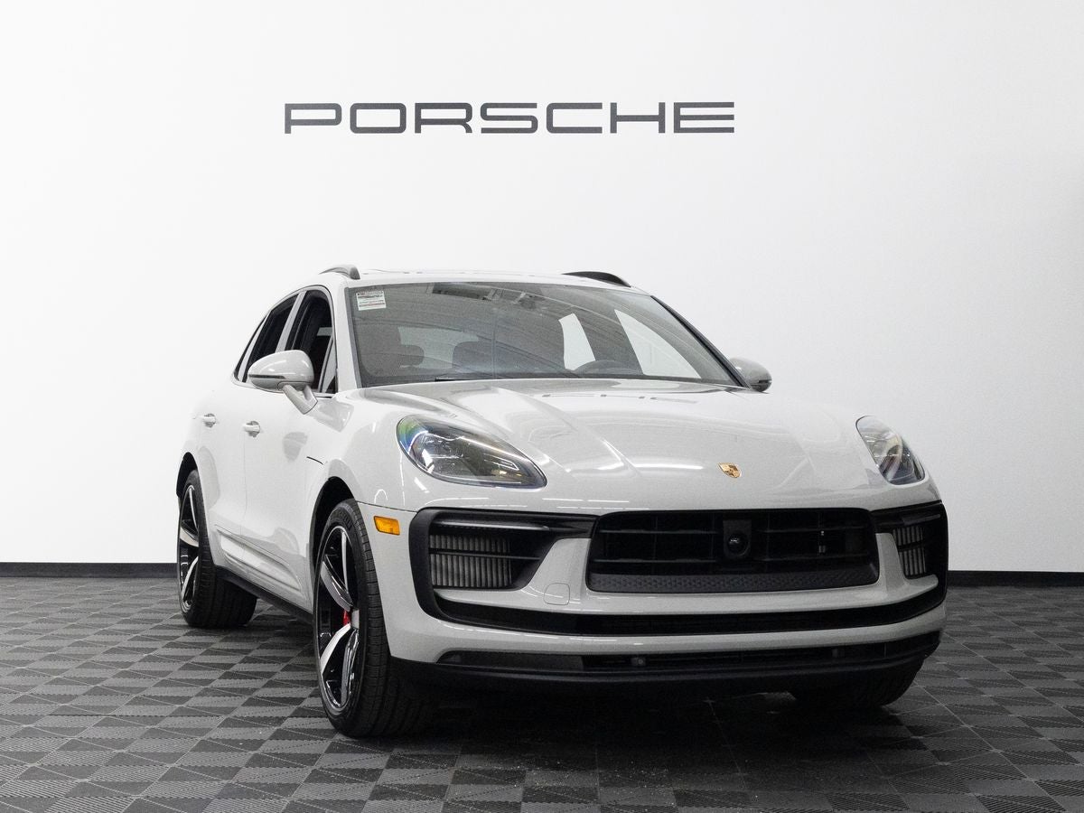 2026 Porsche Macan S
