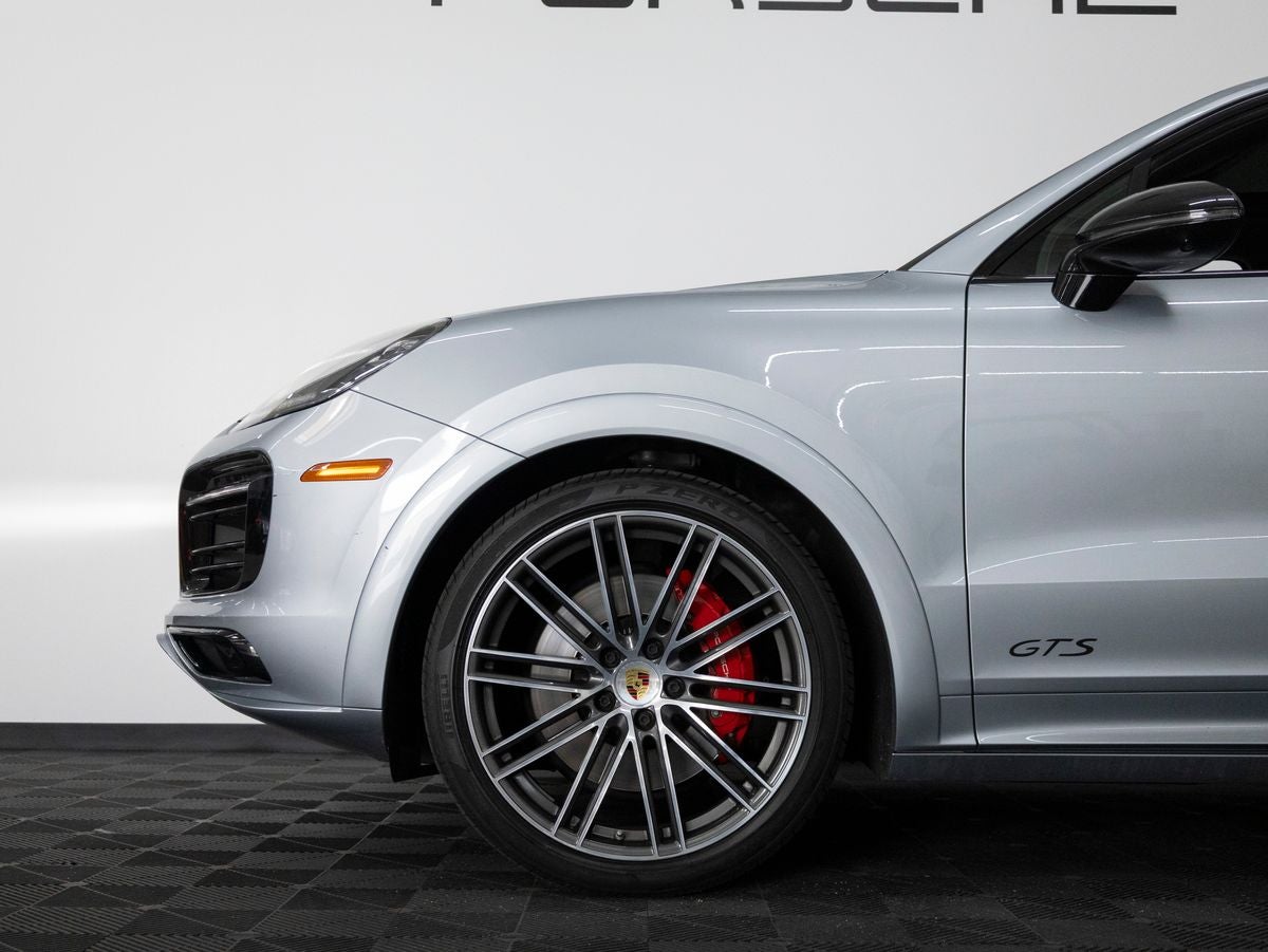 2023 Porsche Cayenne Cayenne GTS
