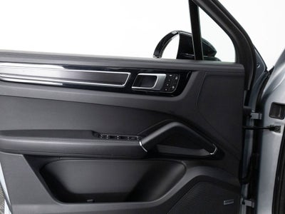 2023 Porsche Cayenne Cayenne GTS