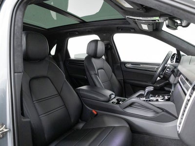2023 Porsche Cayenne Cayenne GTS