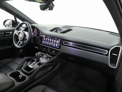 2023 Porsche Cayenne Cayenne GTS