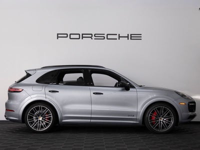 2023 Porsche Cayenne Cayenne GTS