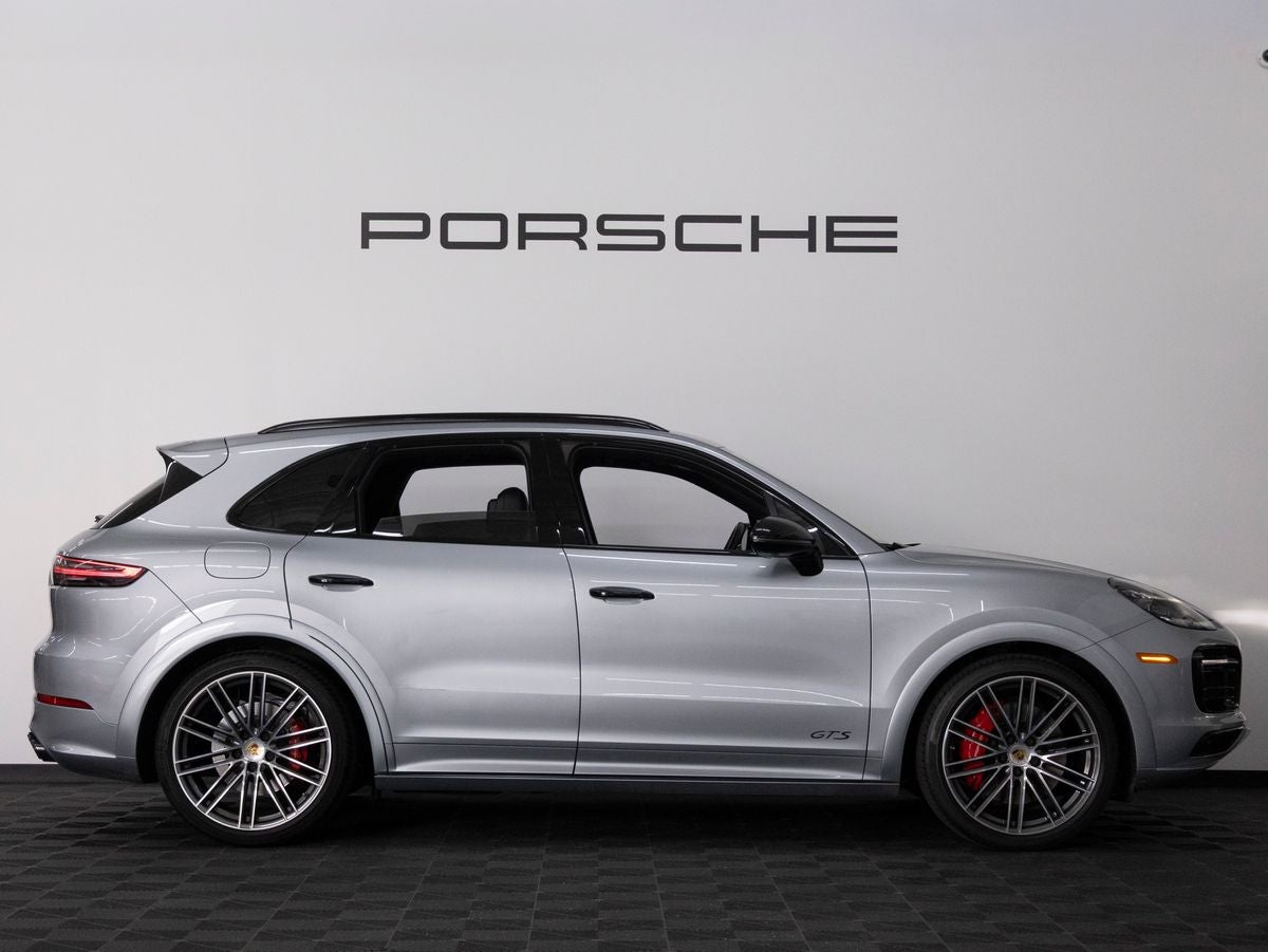 2023 Porsche Cayenne Cayenne GTS