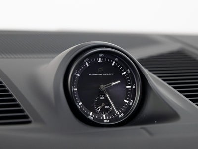 2025 Porsche Cayenne GTS