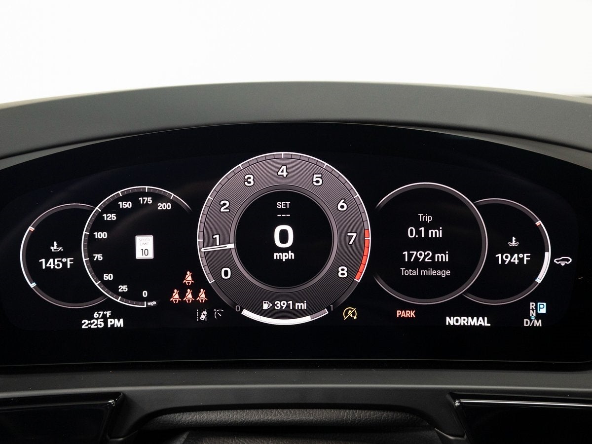 2025 Porsche Cayenne GTS