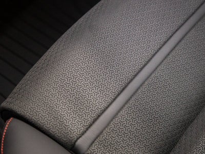 2025 Porsche Cayenne GTS