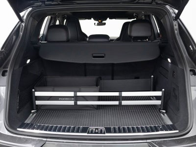 2025 Porsche Cayenne GTS