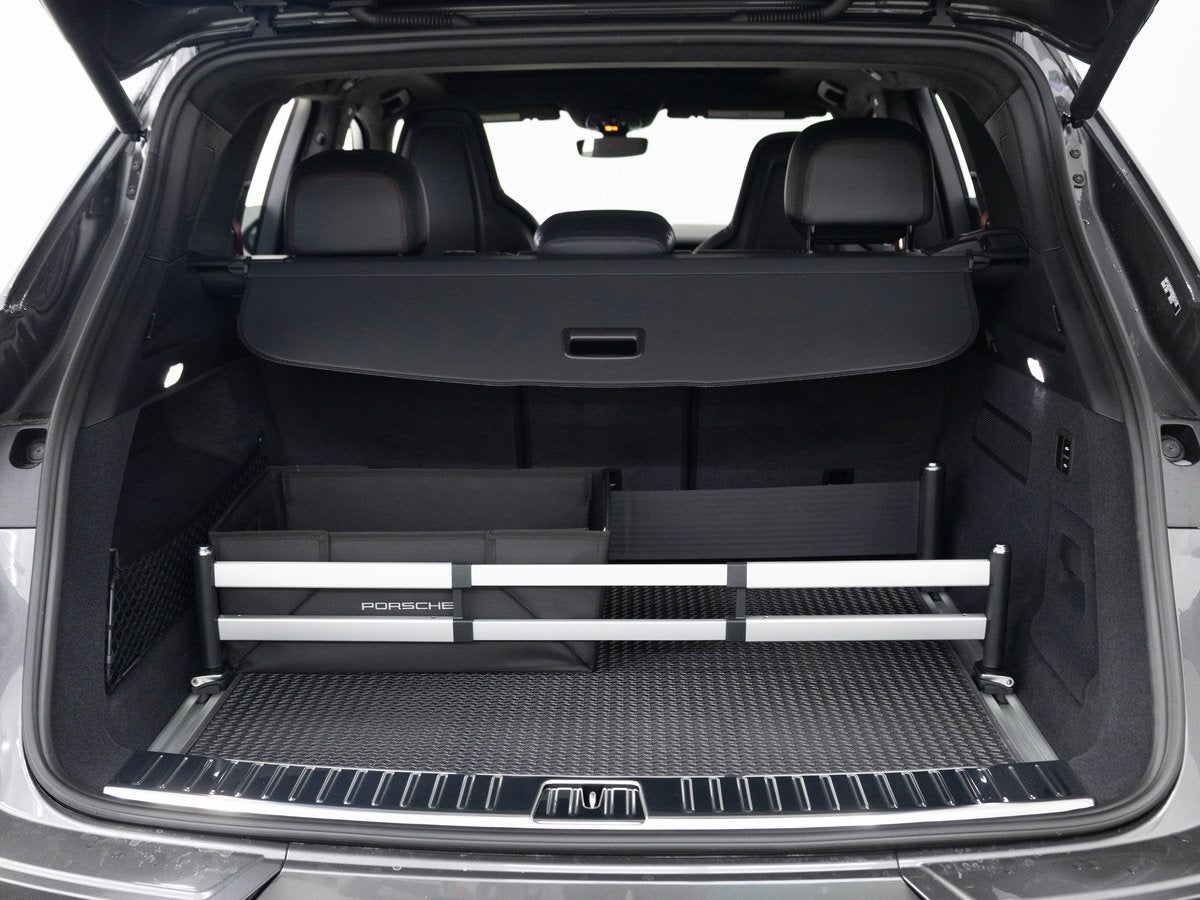 2025 Porsche Cayenne GTS