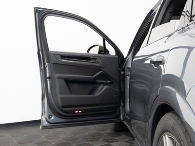 2026 Porsche Cayenne GTS