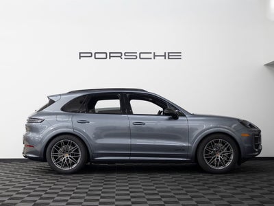 2026 Porsche Cayenne GTS