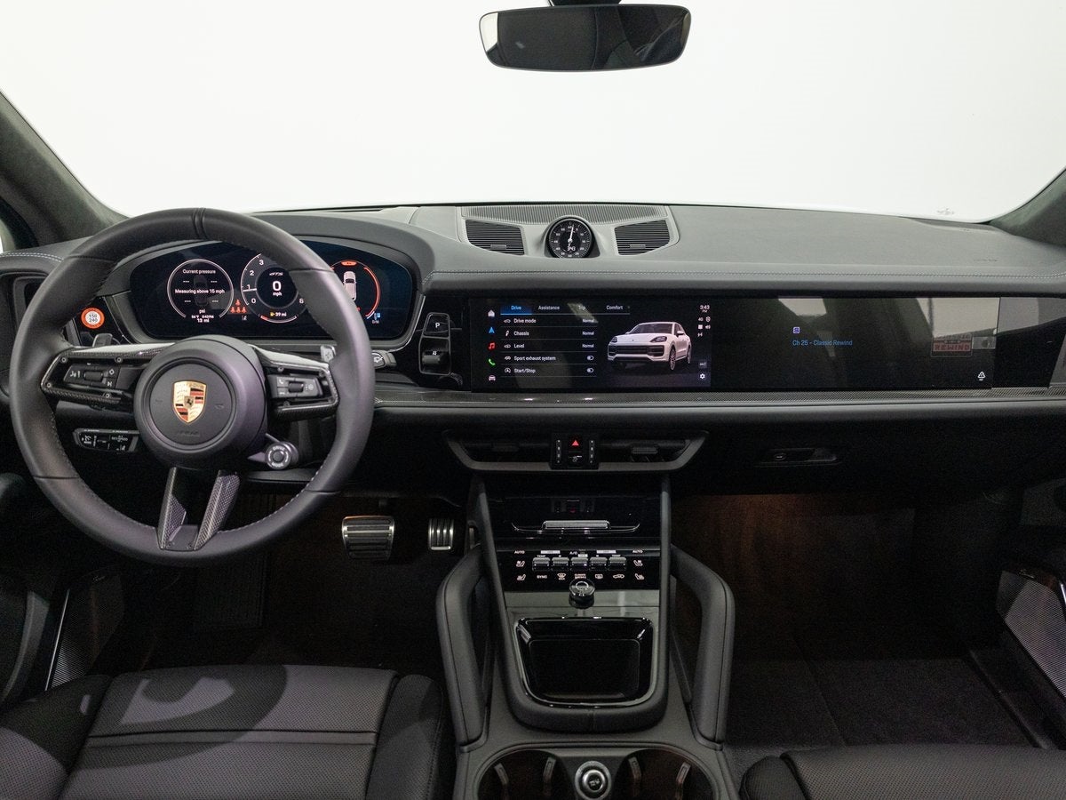 2026 Porsche Cayenne GTS