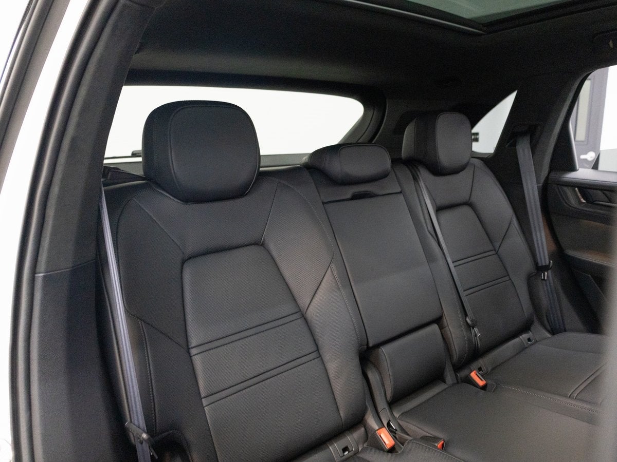 2026 Porsche Cayenne GTS