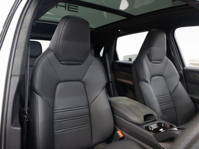 2026 Porsche Cayenne GTS