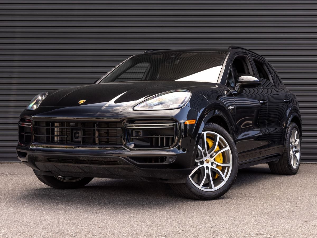 2023 Porsche Cayenne Turbo S