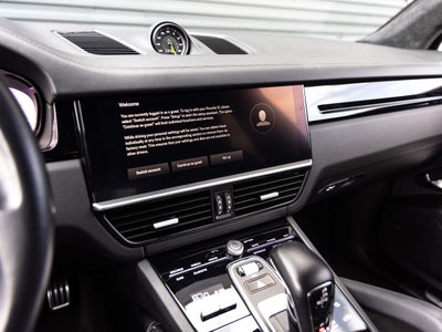 2023 Porsche Cayenne Turbo S