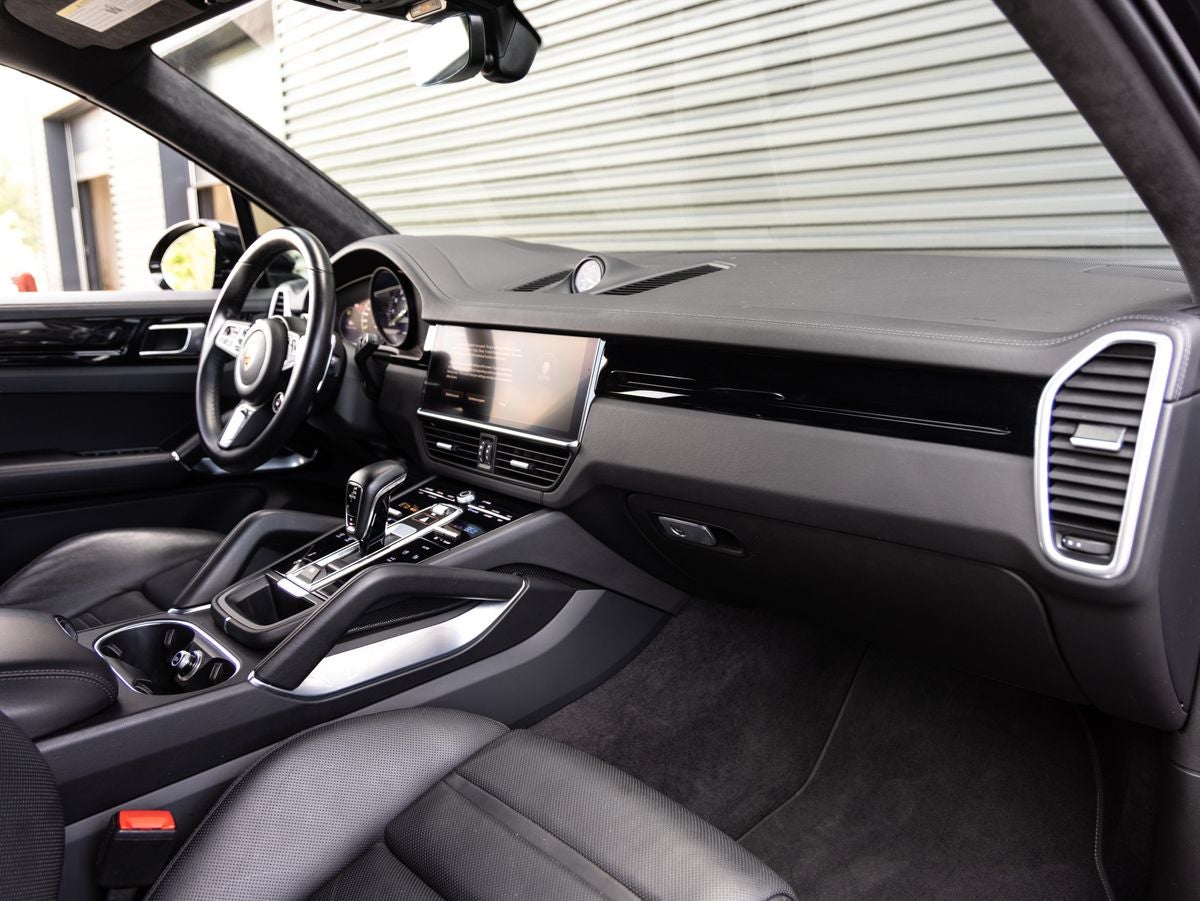 2023 Porsche Cayenne Turbo S