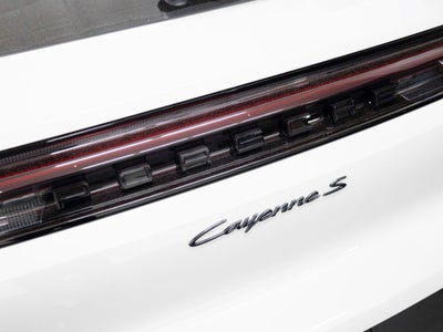 2025 Porsche Cayenne S