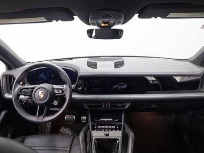 2025 Porsche Cayenne S