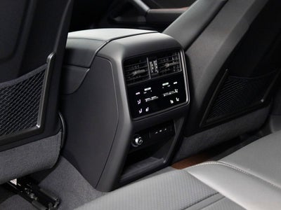 2025 Porsche Cayenne S