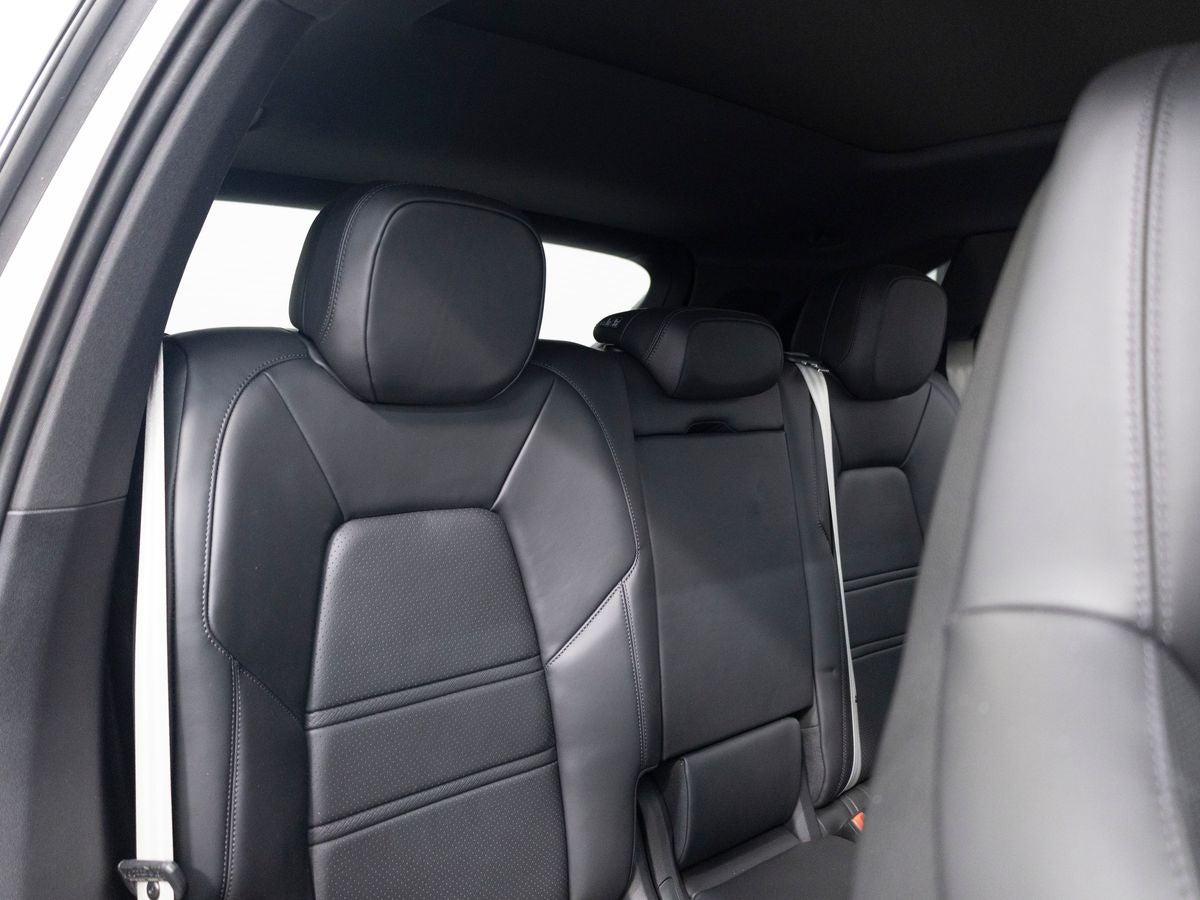 2025 Porsche Cayenne S