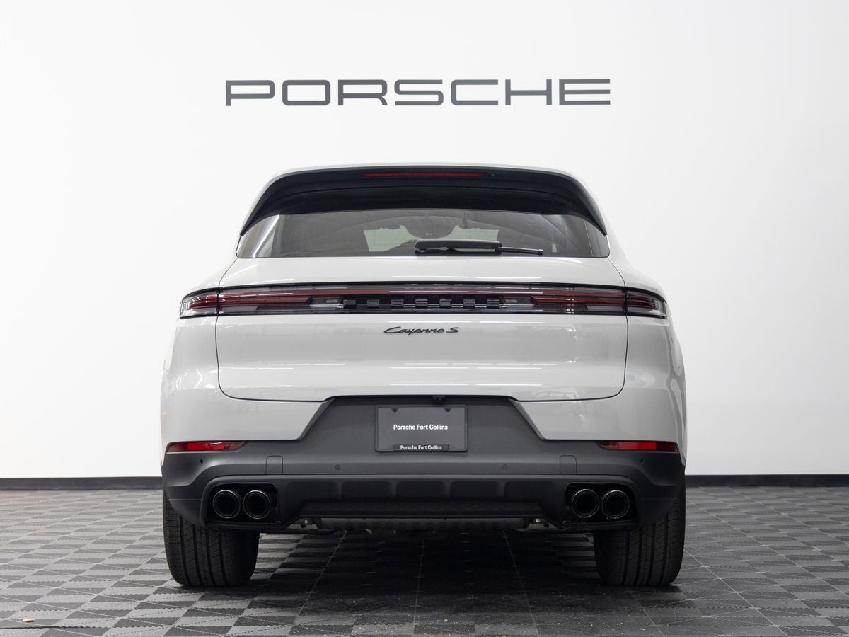 2025 Porsche Cayenne S