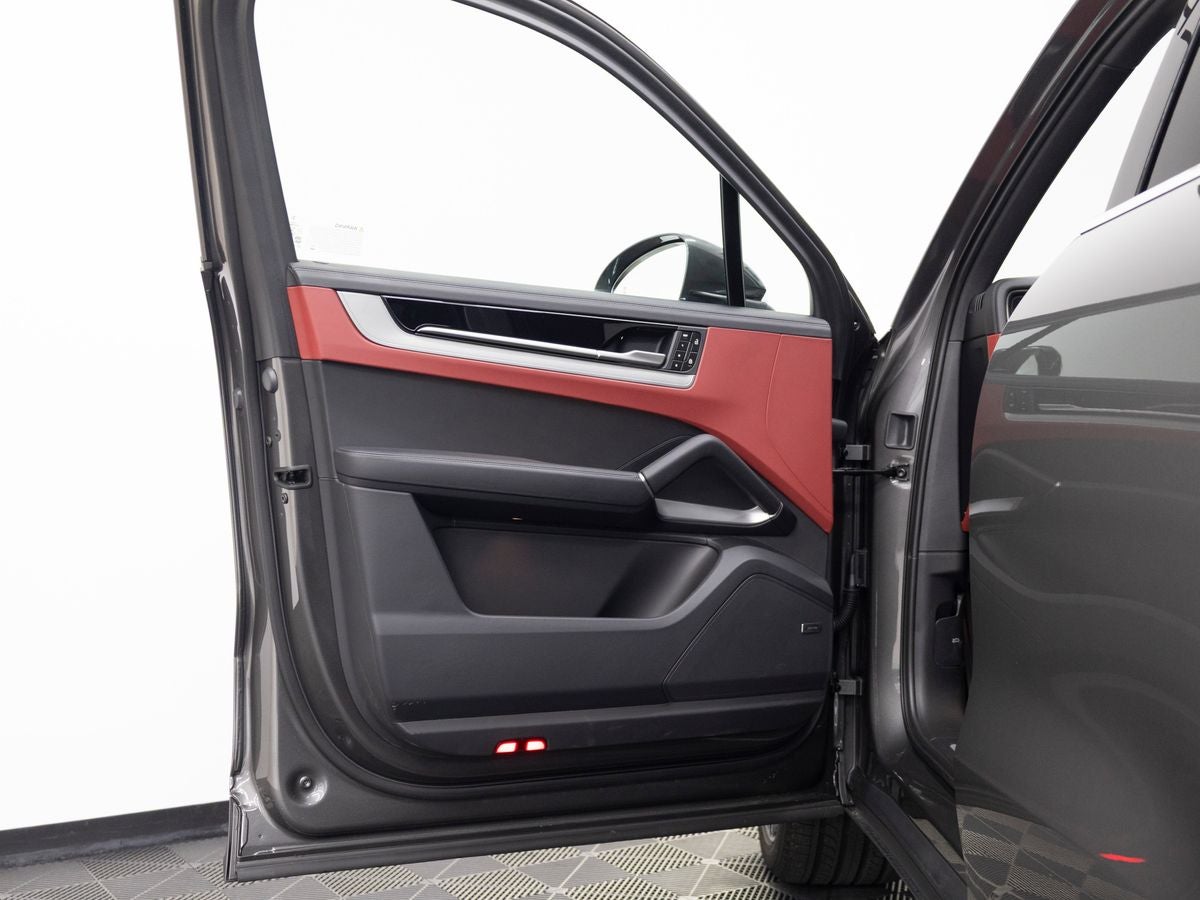 2026 Porsche Cayenne S