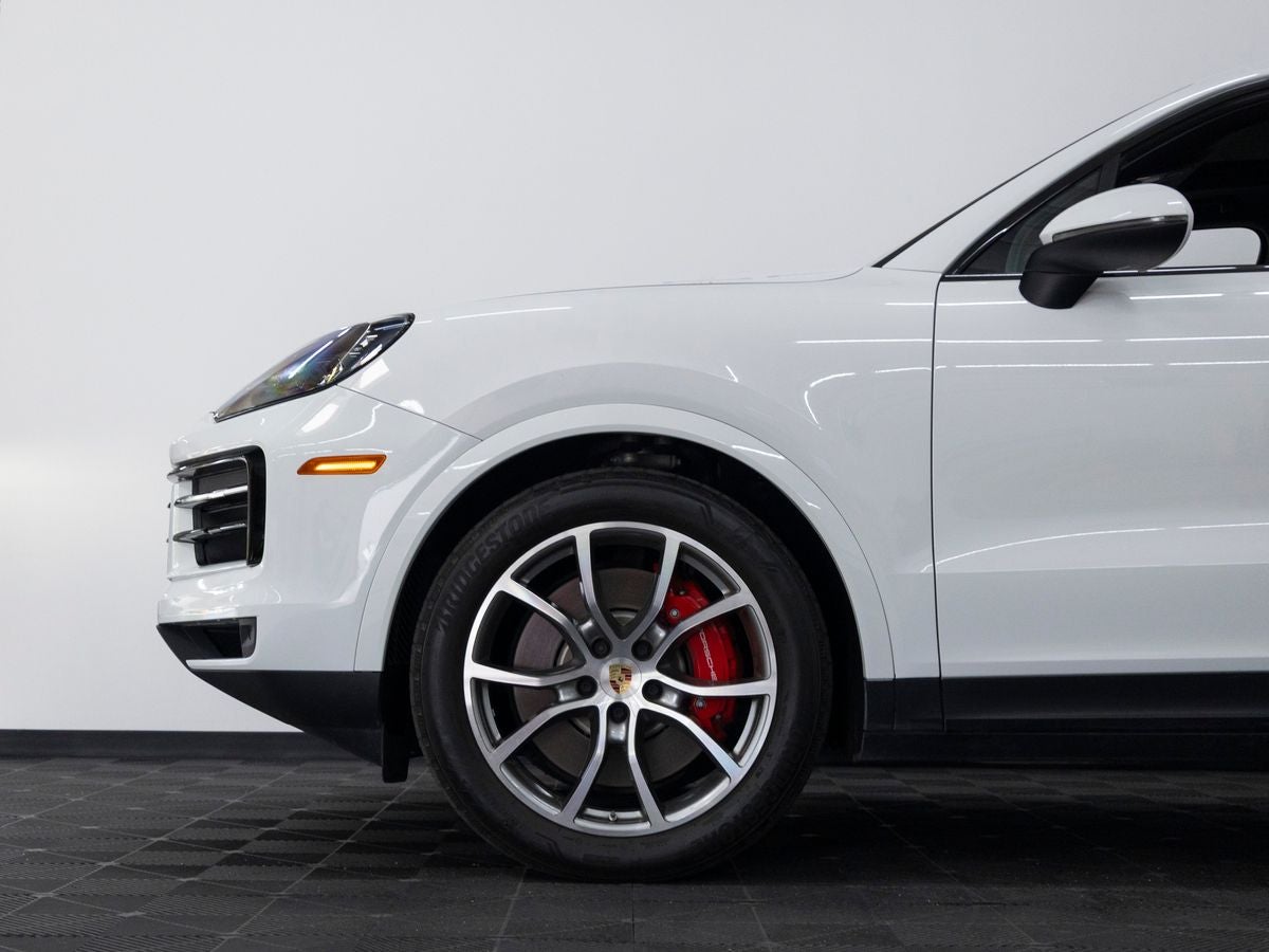 2024 Porsche Cayenne S