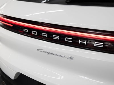 2024 Porsche Cayenne S