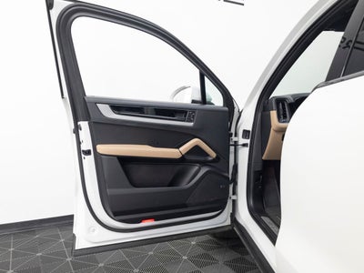 2024 Porsche Cayenne S