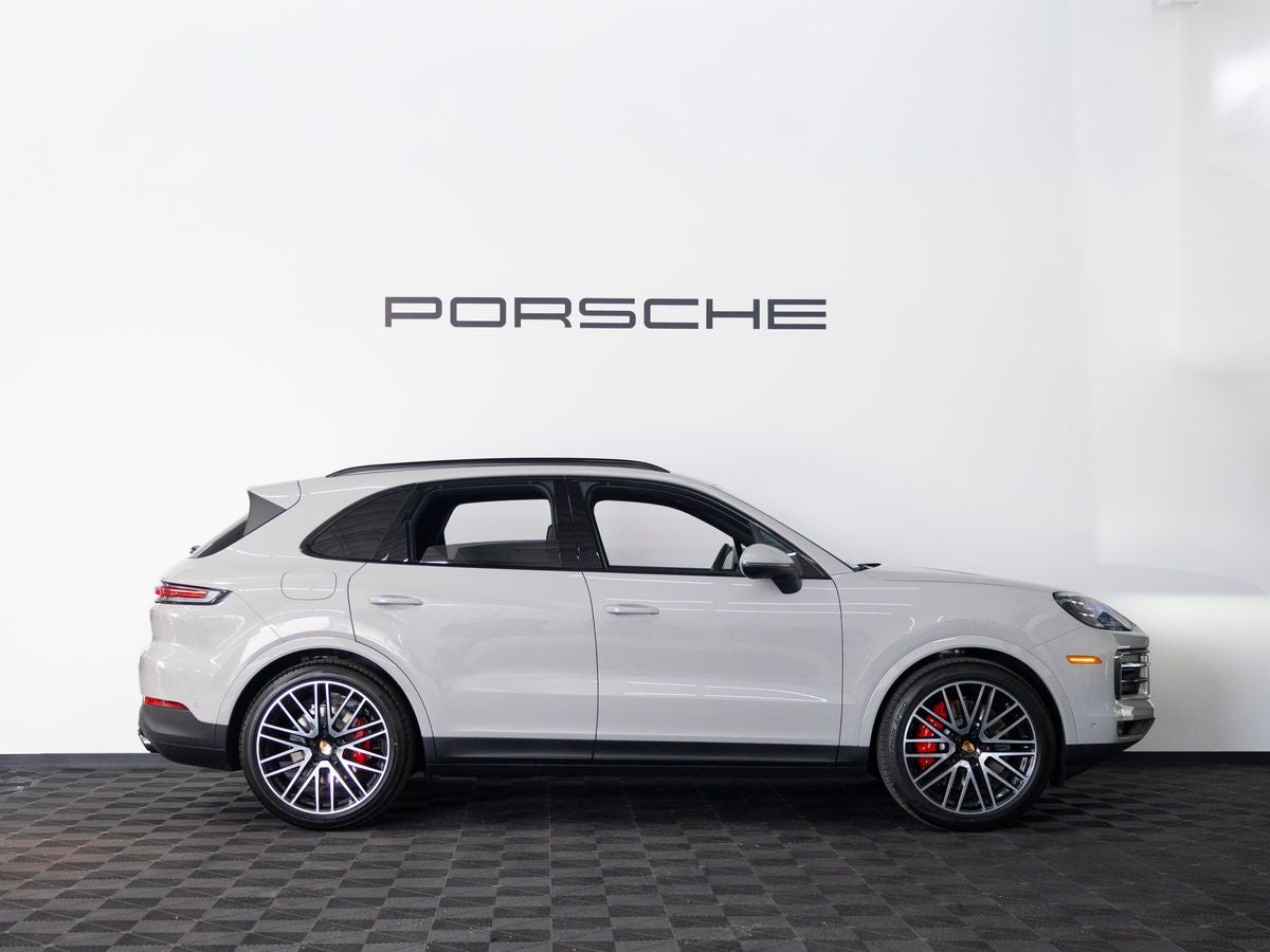 2026 Porsche Cayenne S