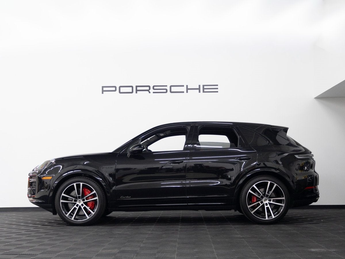2025 Porsche Cayenne Turbo