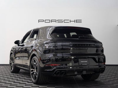 2025 Porsche Cayenne Turbo