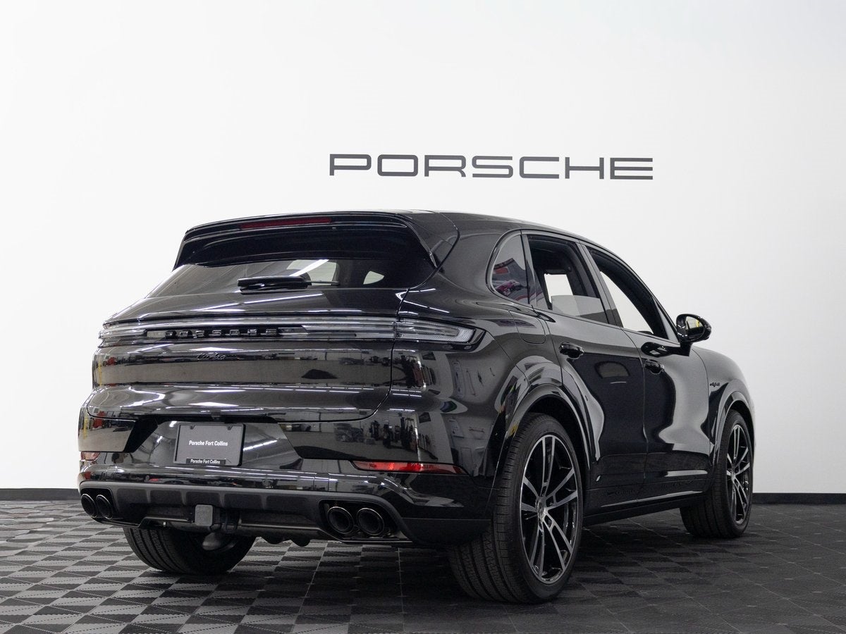 2025 Porsche Cayenne Turbo