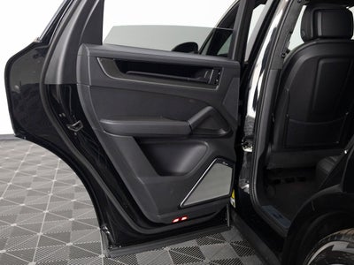 2026 Porsche Cayenne Turbo