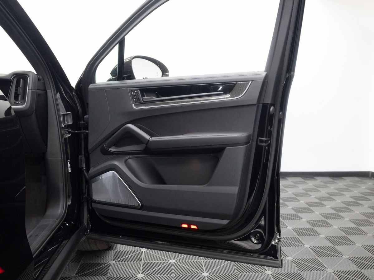 2026 Porsche Cayenne Turbo