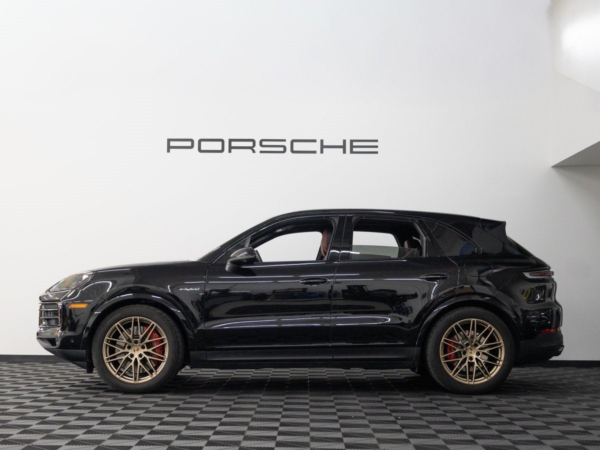 2025 Porsche Cayenne S