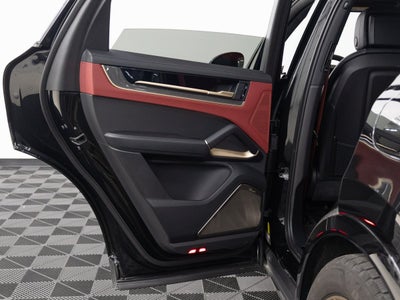 2025 Porsche Cayenne S