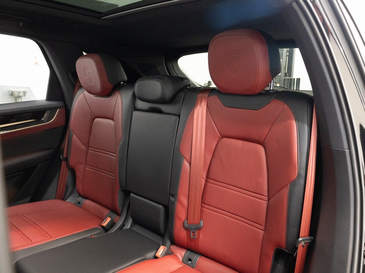 2025 Porsche Cayenne S