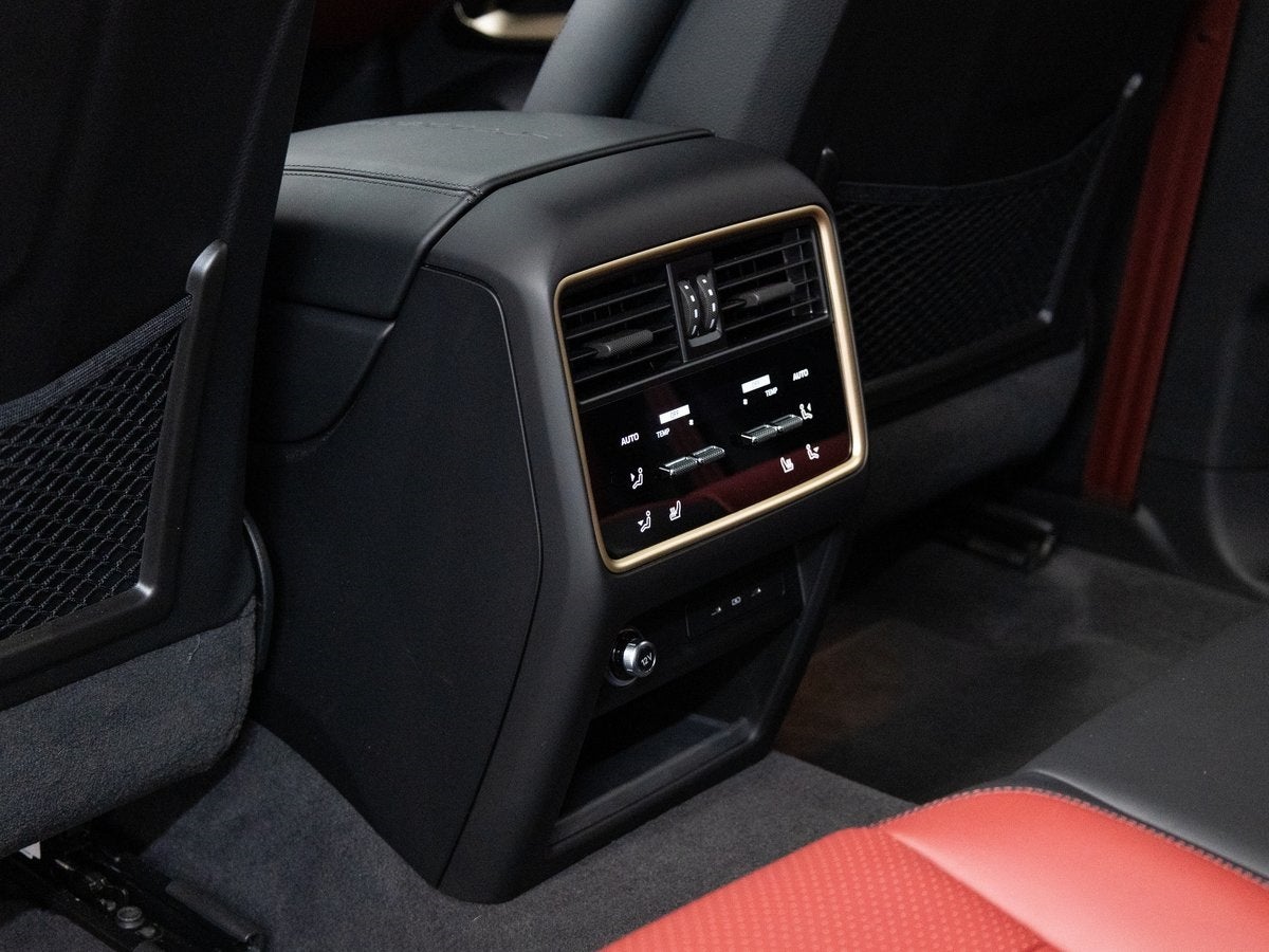 2025 Porsche Cayenne S