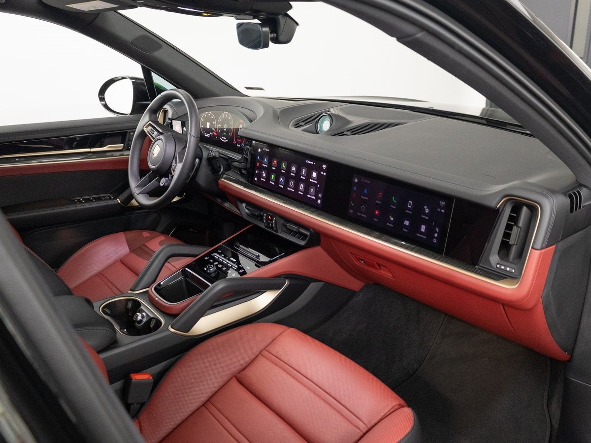 2025 Porsche Cayenne S