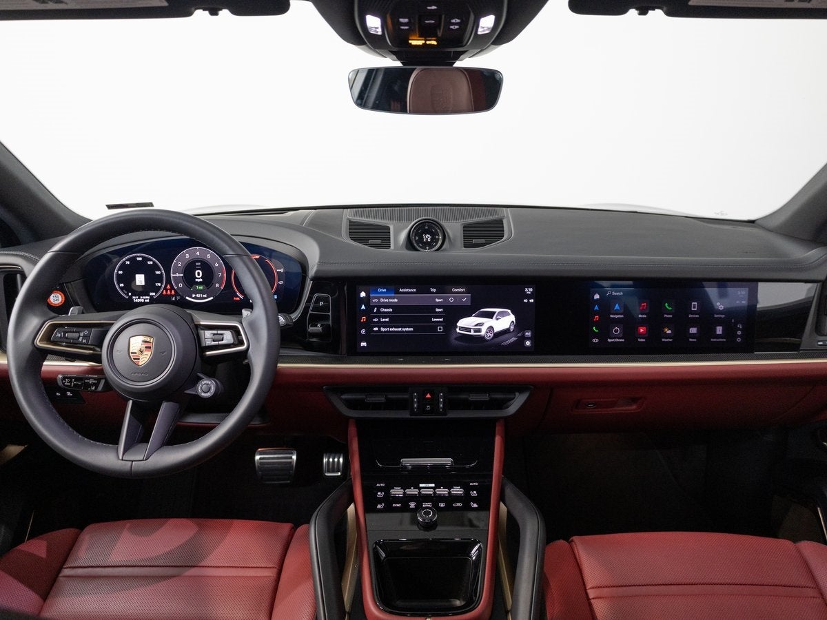 2025 Porsche Cayenne S