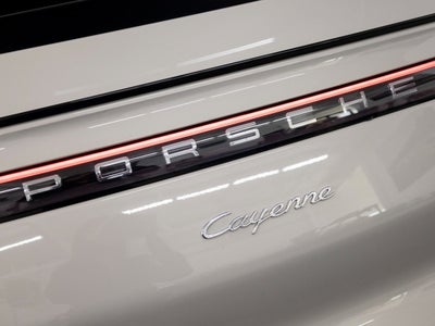 2022 Porsche Cayenne Base
