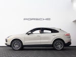 2022 Porsche Cayenne Base