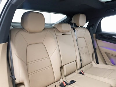 2022 Porsche Cayenne Base