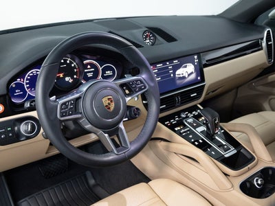2022 Porsche Cayenne Base