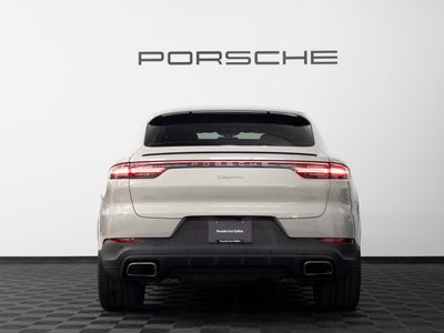 2022 Porsche Cayenne Base