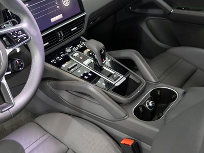 2023 Porsche Cayenne Coupe Platinum Edition