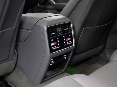 2023 Porsche Cayenne Coupe Platinum Edition