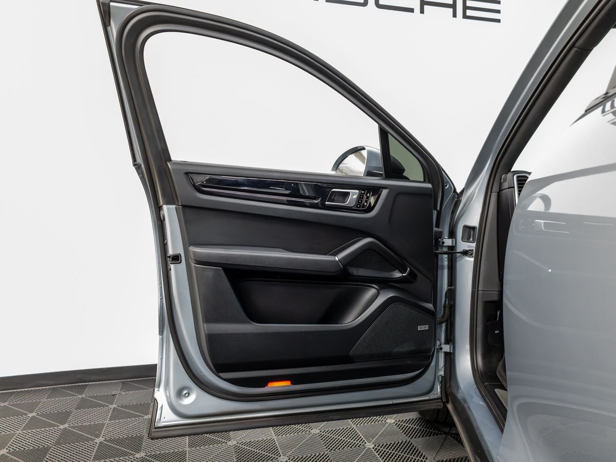 2020 Porsche Cayenne Cayenne Coupe